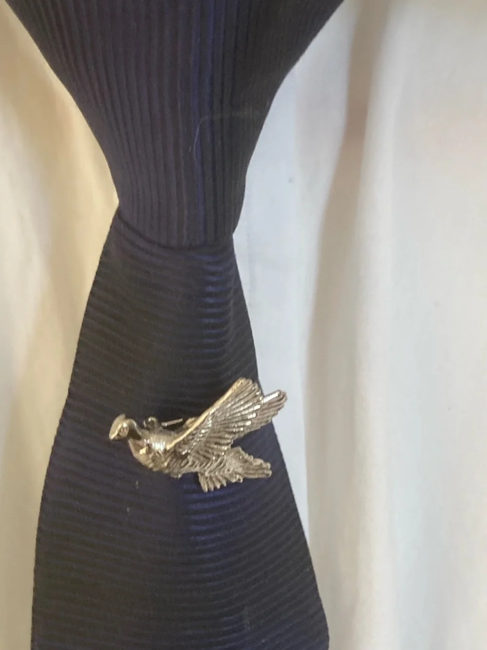 Vintage Silver Tone Duck Hunter Cufflinks & Matching Tie Tack Set– Formal